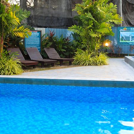 White Lodge Pantai Cenang  Exterior foto