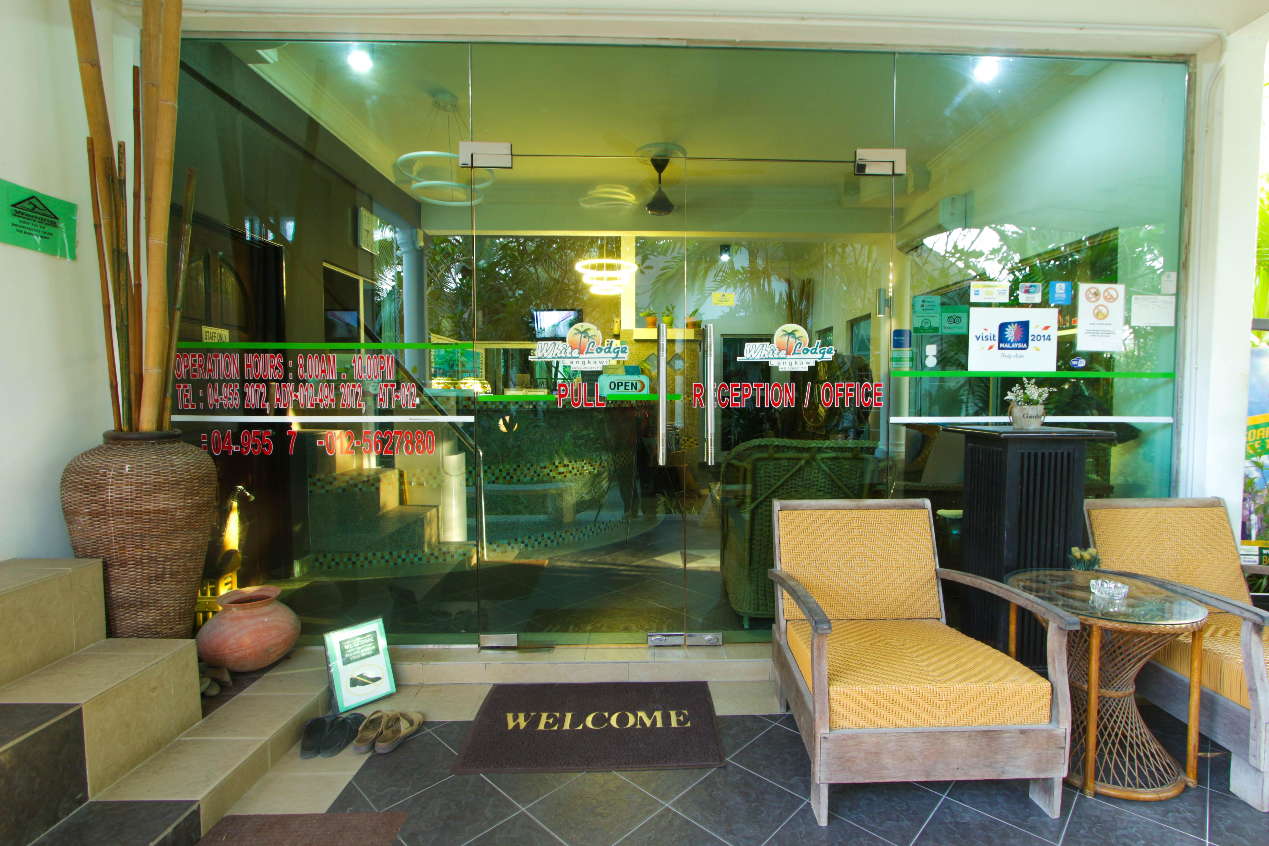 White Lodge Pantai Cenang  Exterior foto