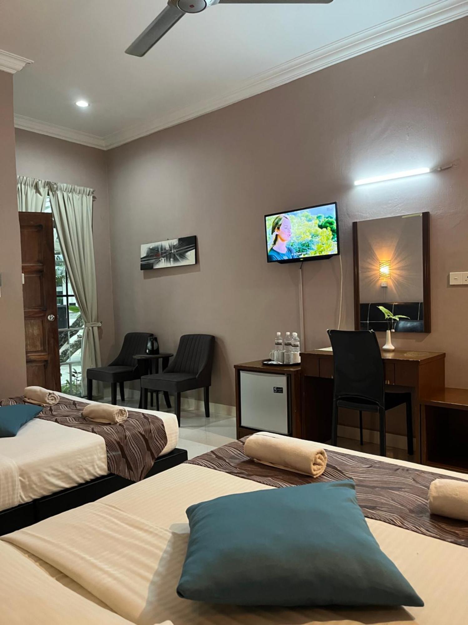 White Lodge Pantai Cenang  Exterior foto
