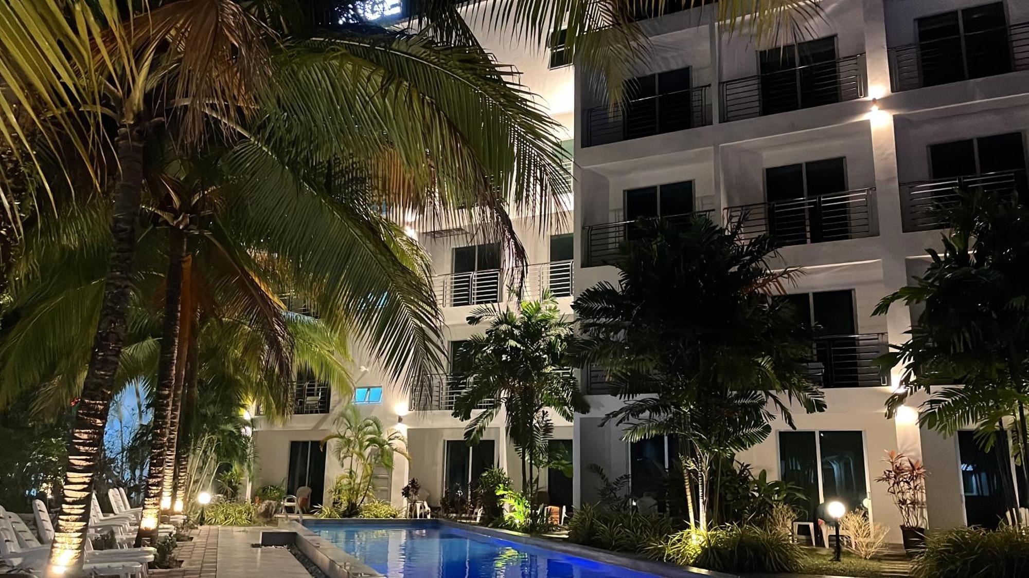 White Lodge Pantai Cenang  Exterior foto
