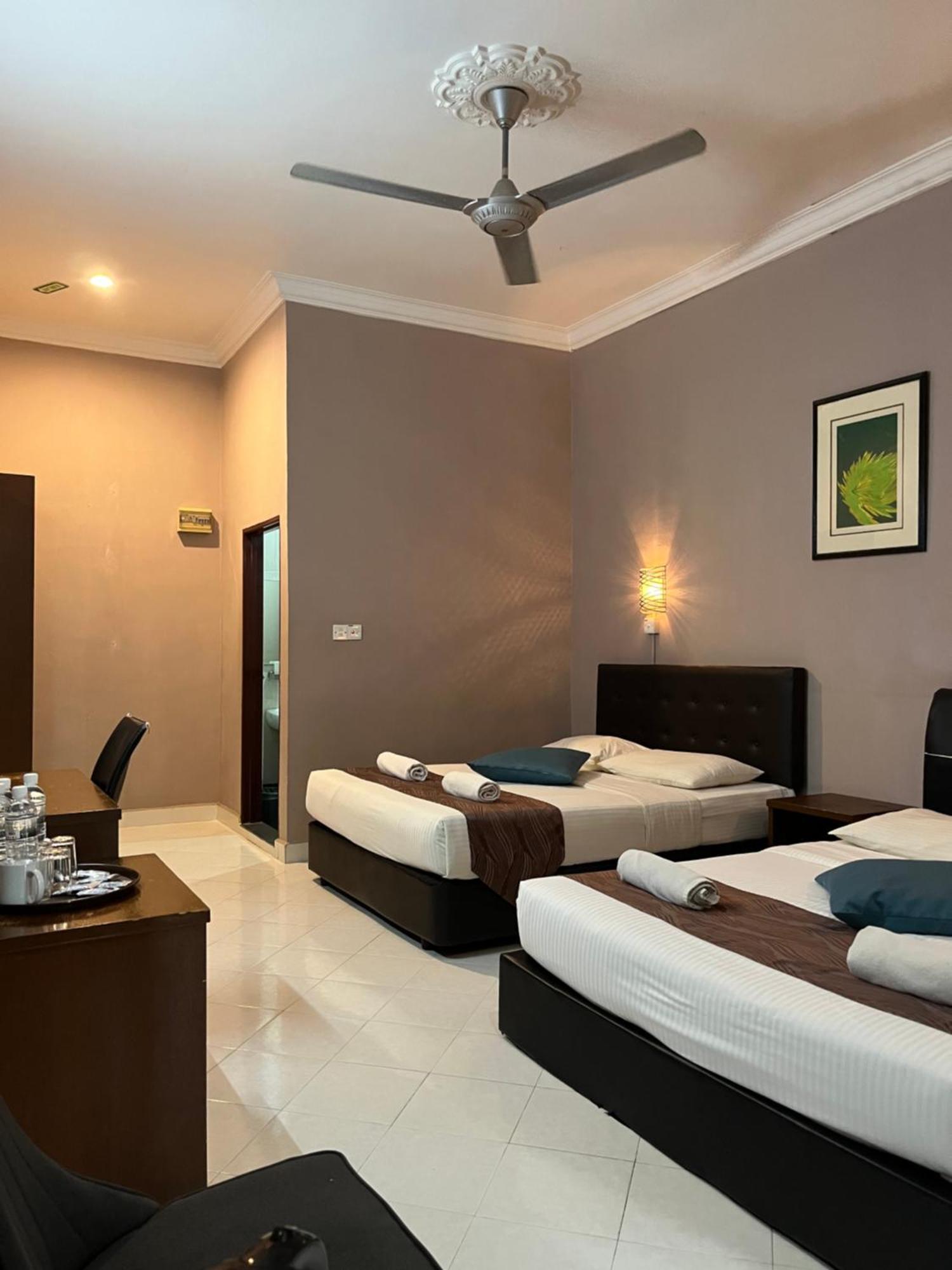 White Lodge Pantai Cenang  Exterior foto