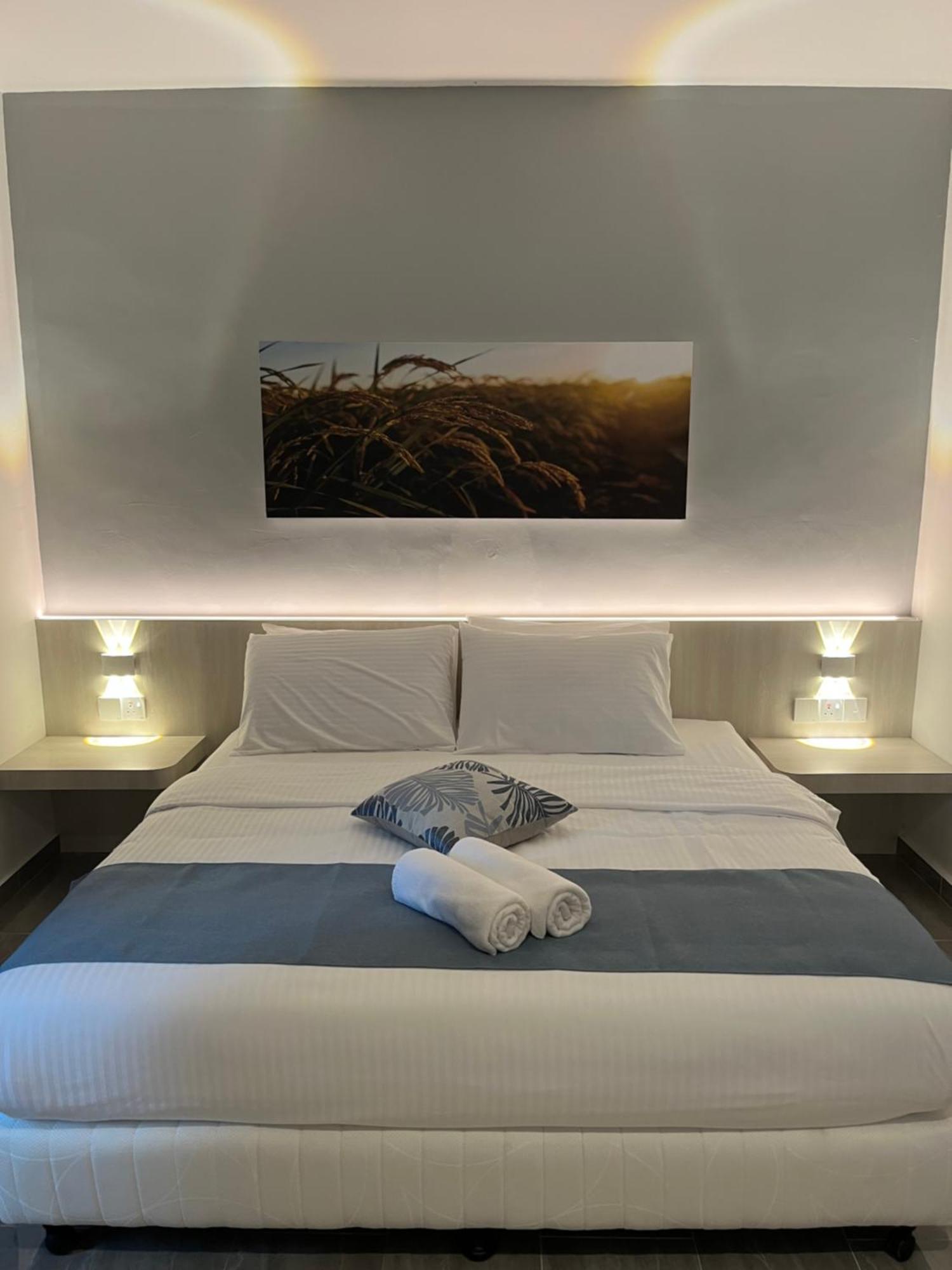 White Lodge Pantai Cenang  Exterior foto