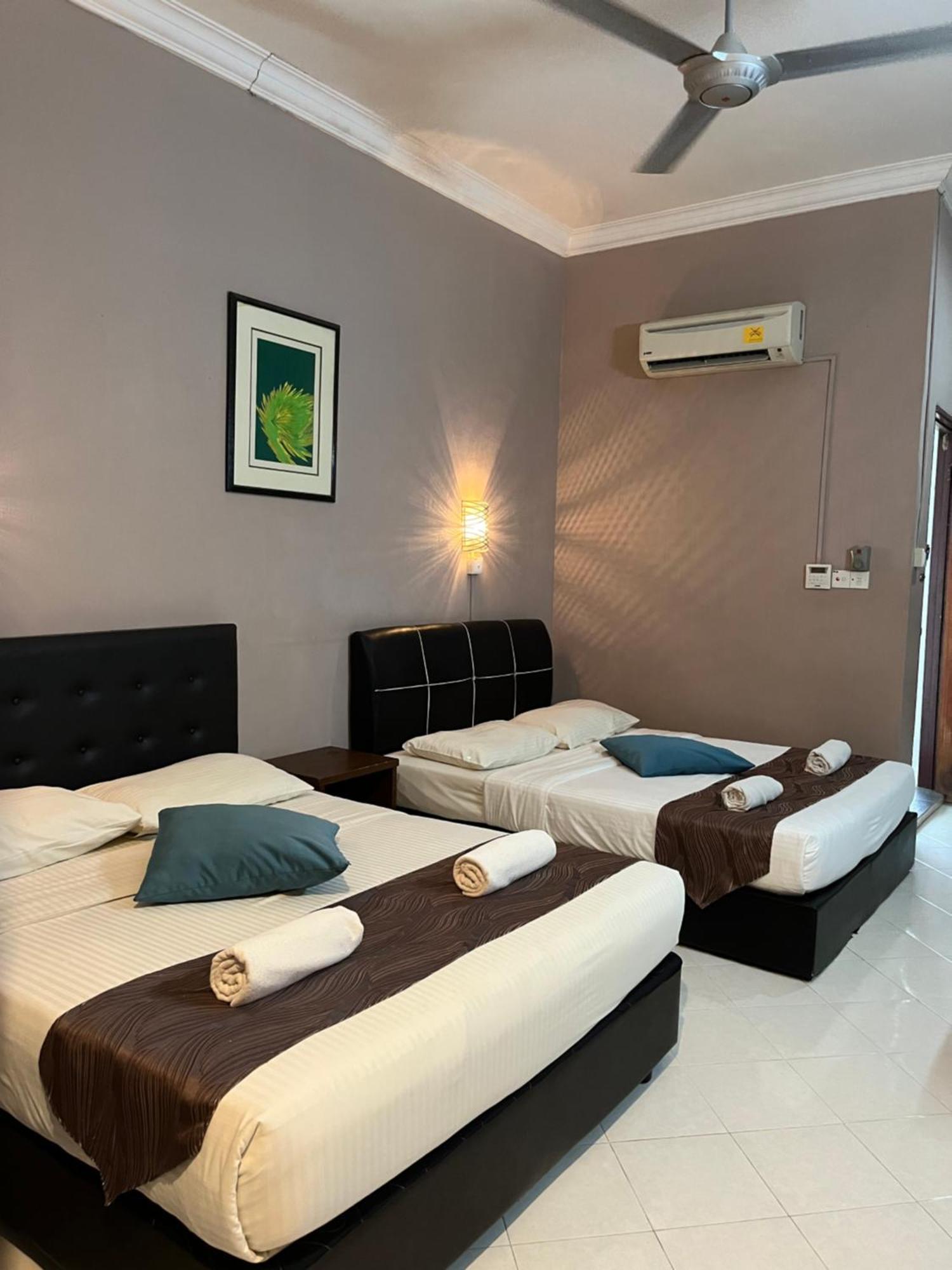 White Lodge Pantai Cenang  Exterior foto