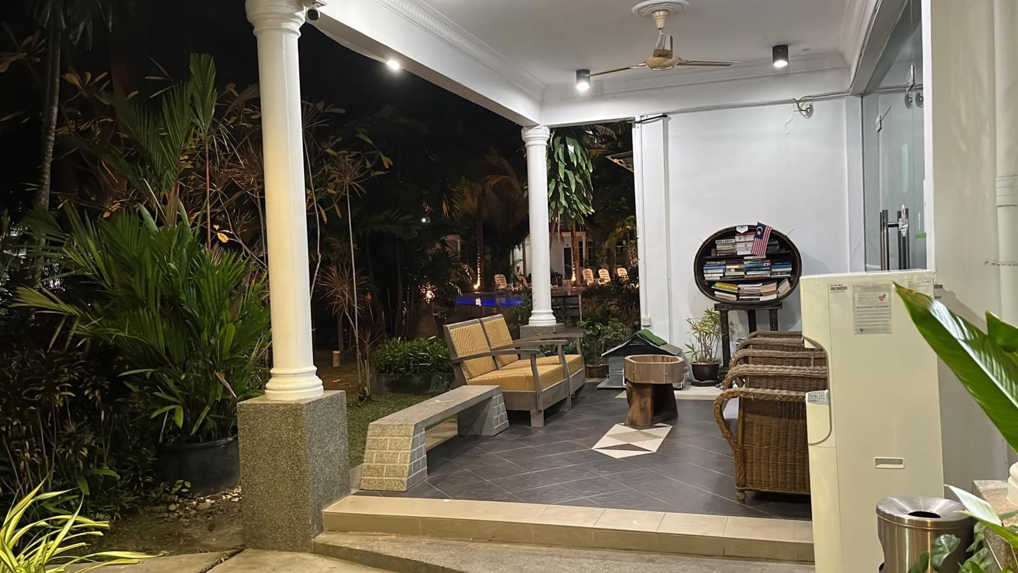 White Lodge Pantai Cenang  Exterior foto